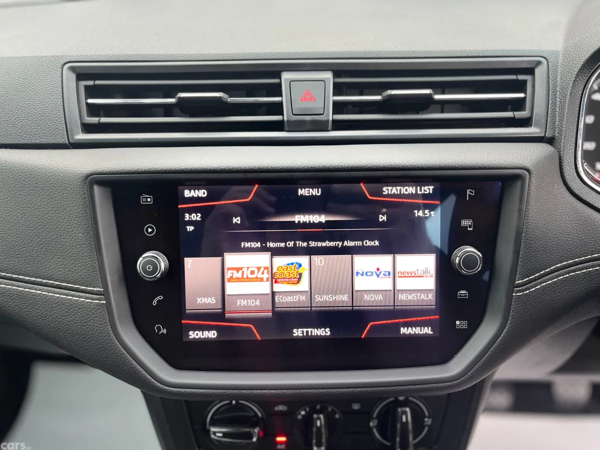 SEAT Arona SUV, Petrol, 2019, Red