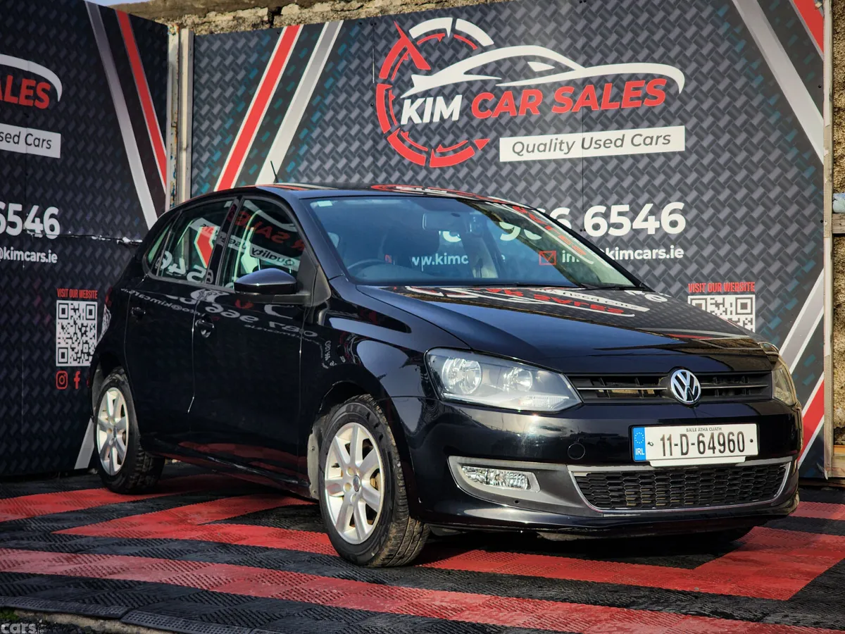 Volkswagen Polo Hatchback, Petrol, 2011, Black