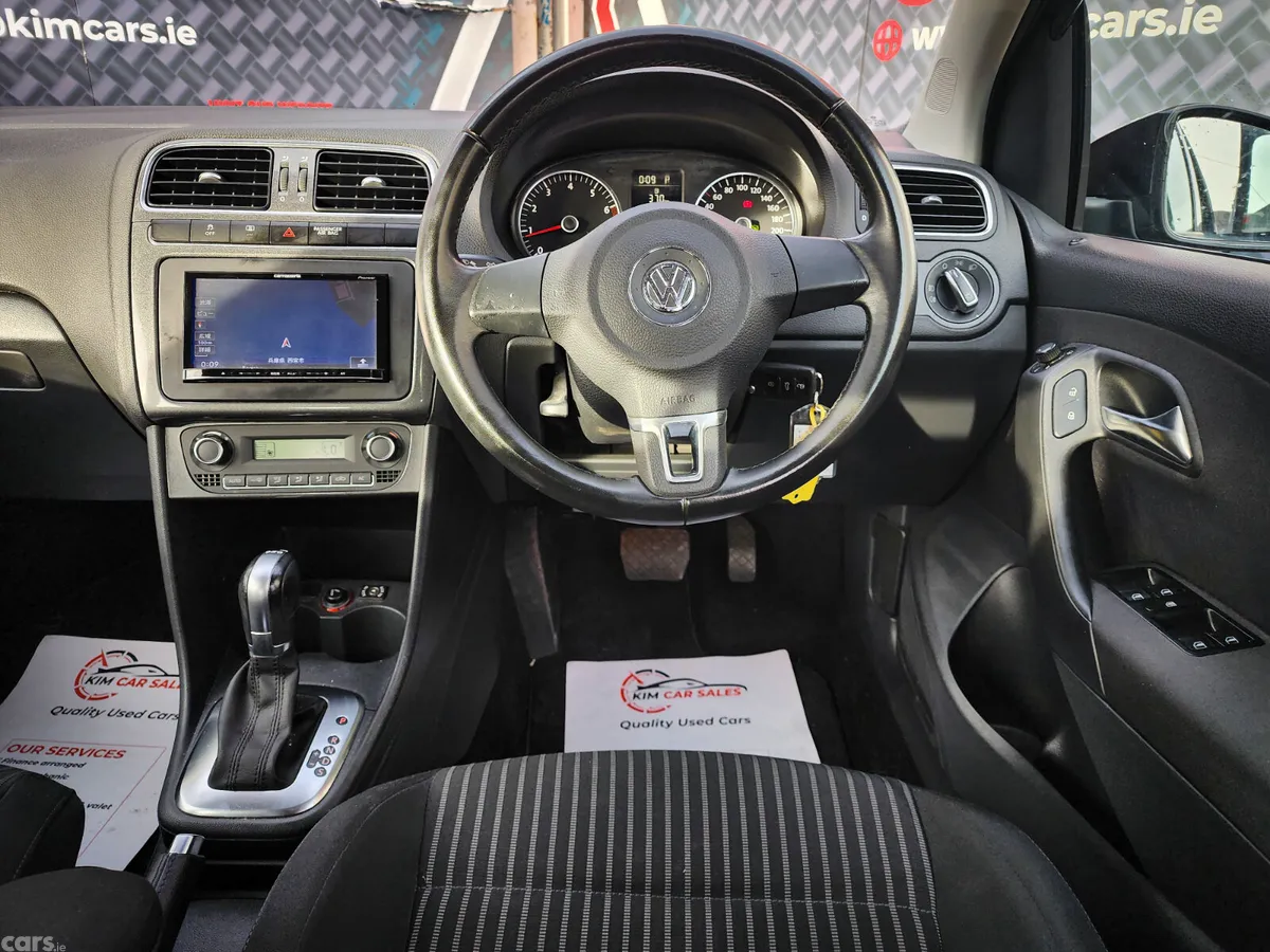 Volkswagen Polo Hatchback, Petrol, 2011, Black