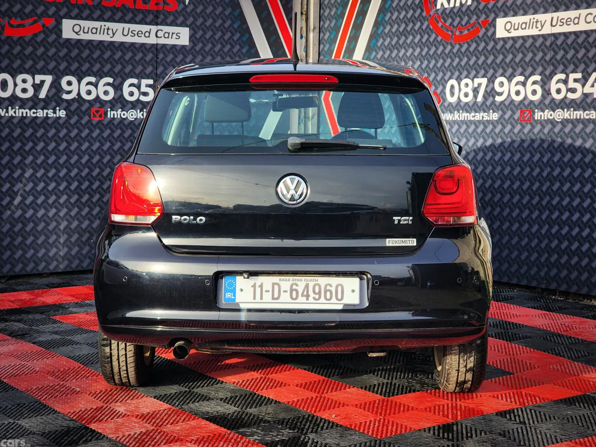 Volkswagen Polo Hatchback, Petrol, 2011, Black