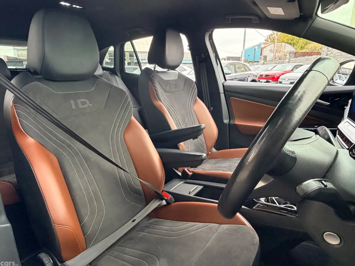 Volkswagen ID.4 Estate, Electric, 2023, Black