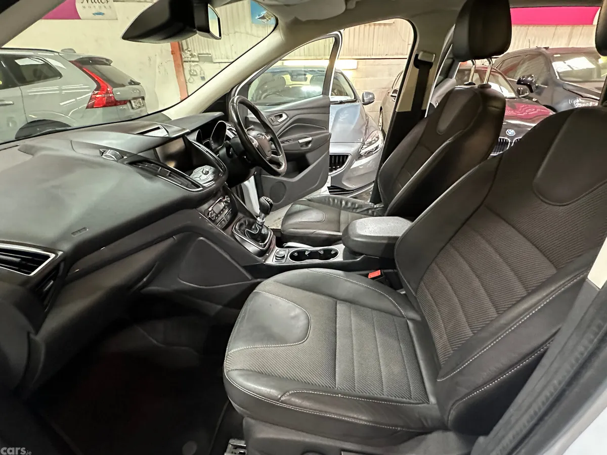 Ford Kuga SUV, Diesel, 2016, White