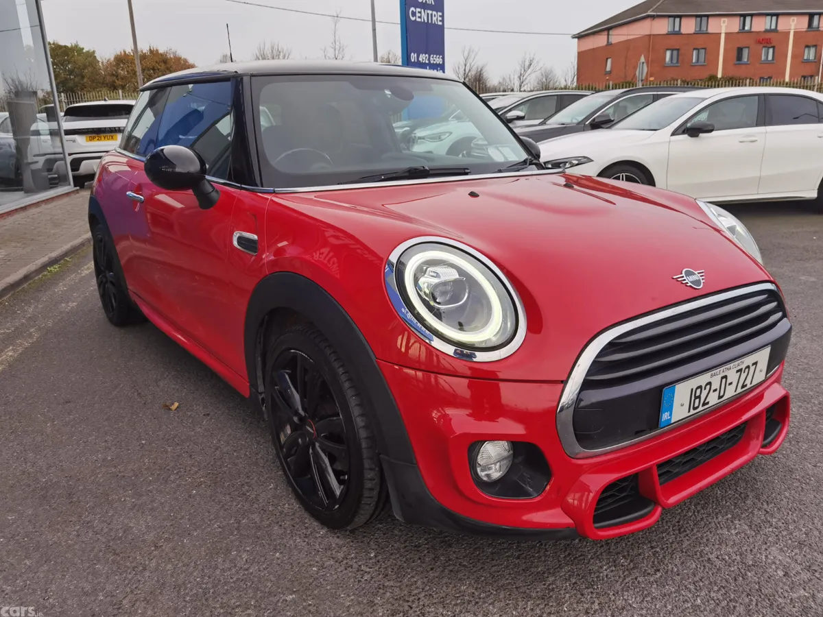 Mini Cooper Hatchback, Petrol, 2018, Red