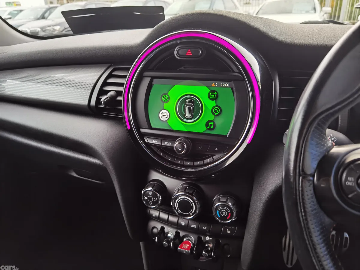 Mini Cooper Hatchback, Petrol, 2018, Red