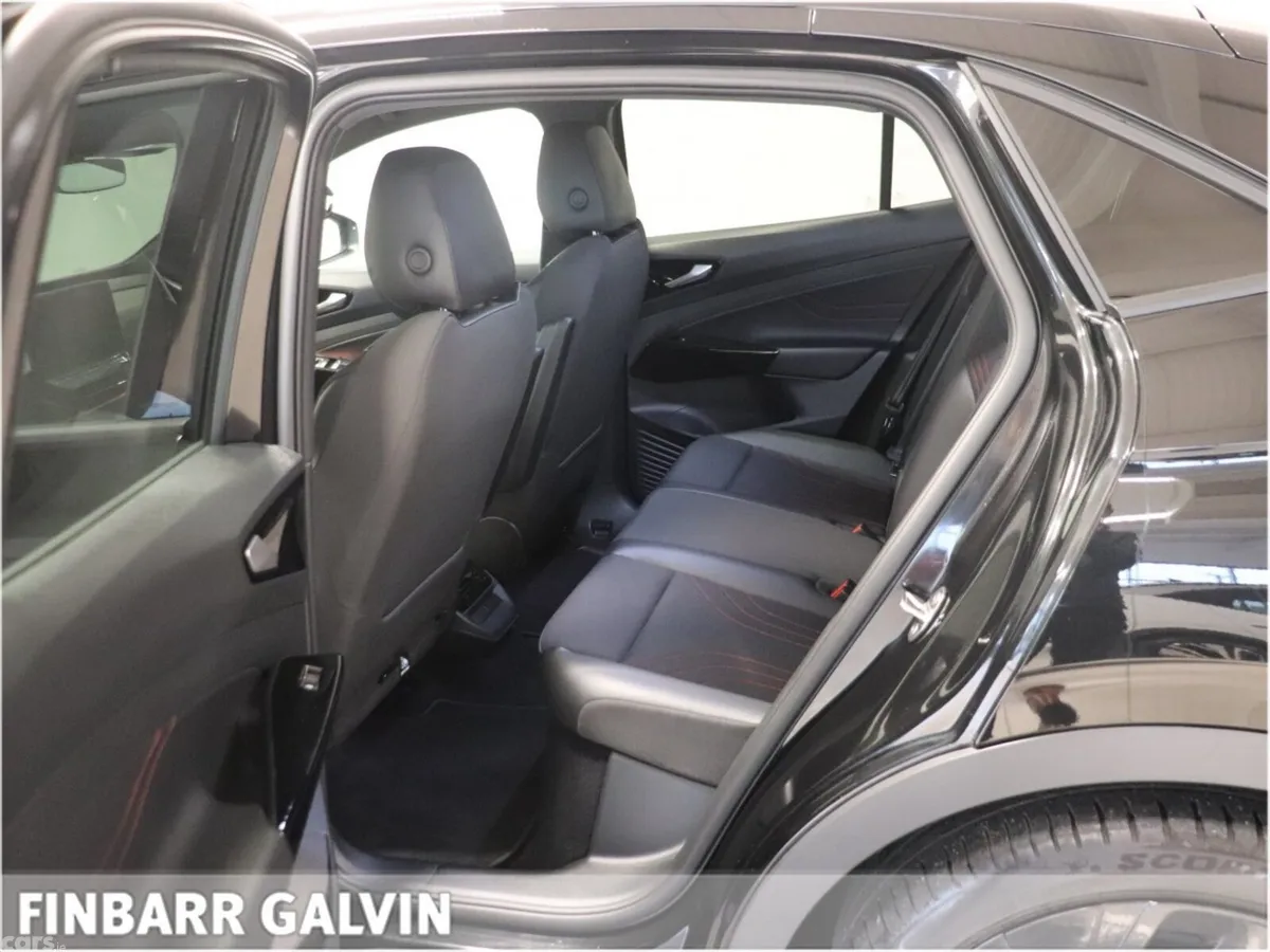 Volkswagen ID.5 Hatchback, Electric, 2023, Black