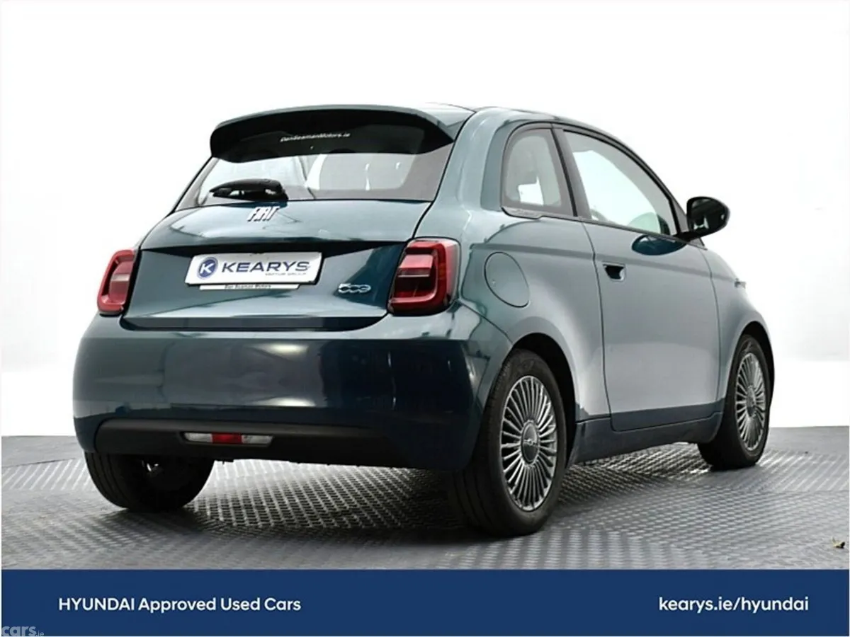 Fiat 500 Hatchback, Electric, 2022, Green