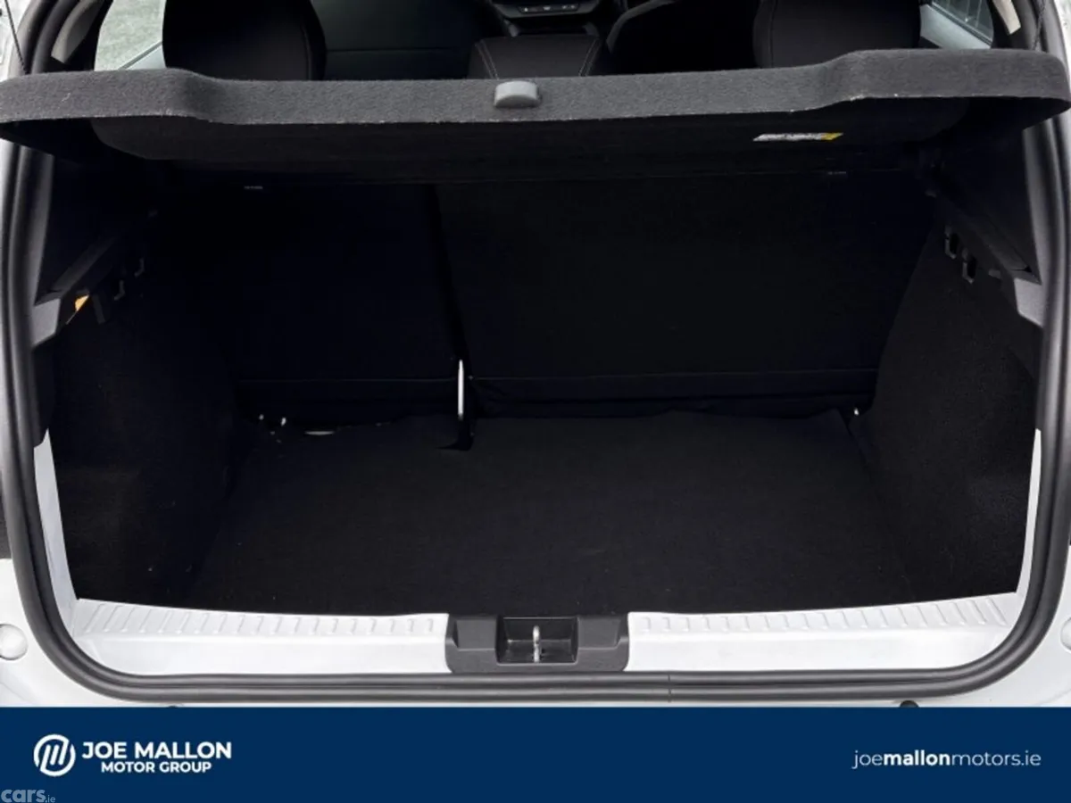 Dacia Sandero Stepway Hatchback, Petrol, 2024, White