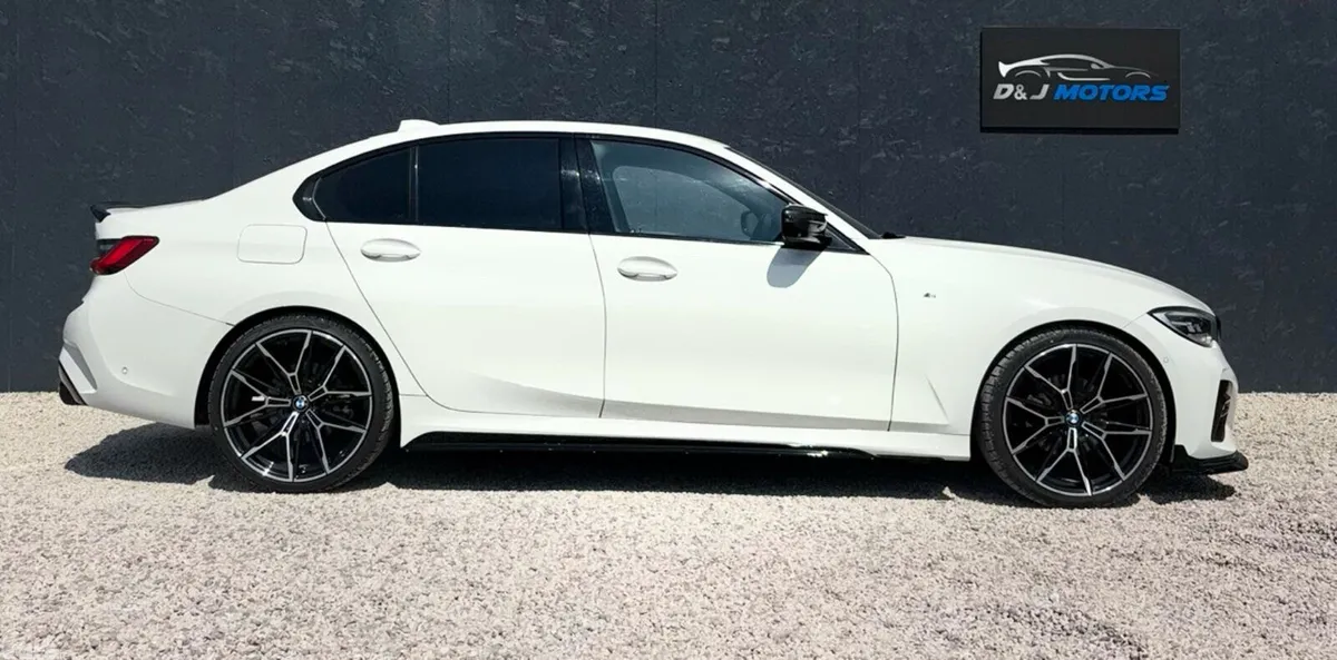 BMW 3-Series Saloon, Petrol, 2020, White