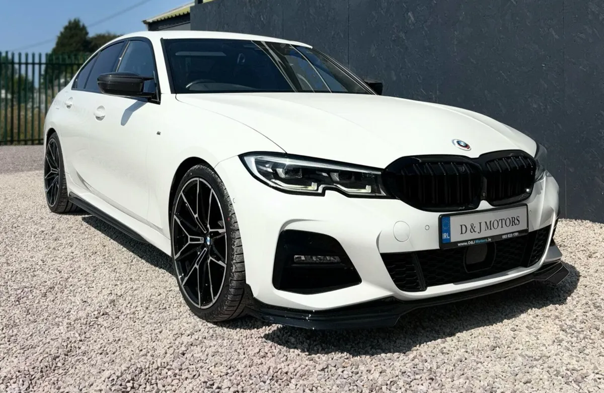 BMW 3-Series Saloon, Petrol, 2020, White