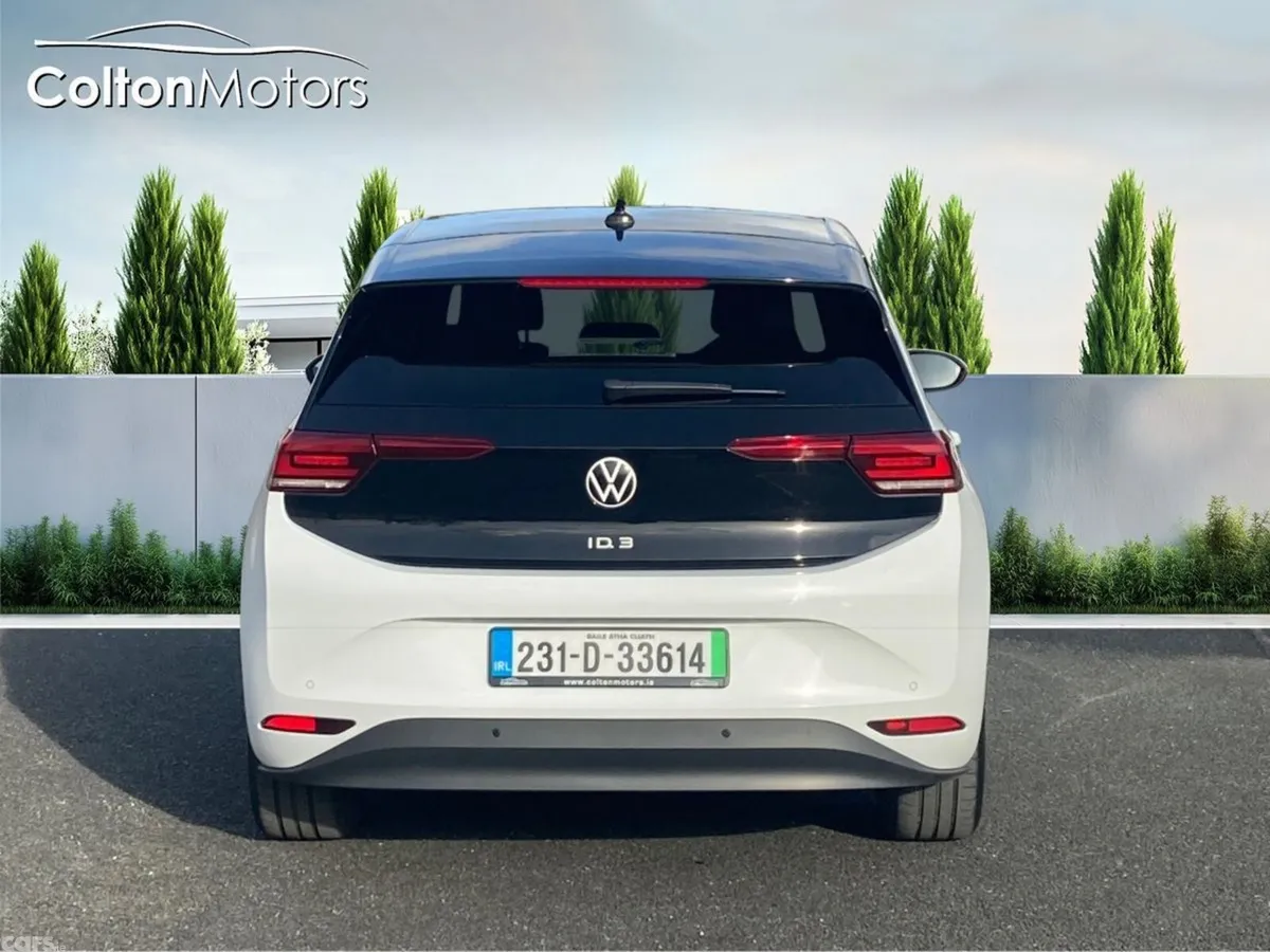 Volkswagen ID.3 Hatchback, Electric, 2023, White