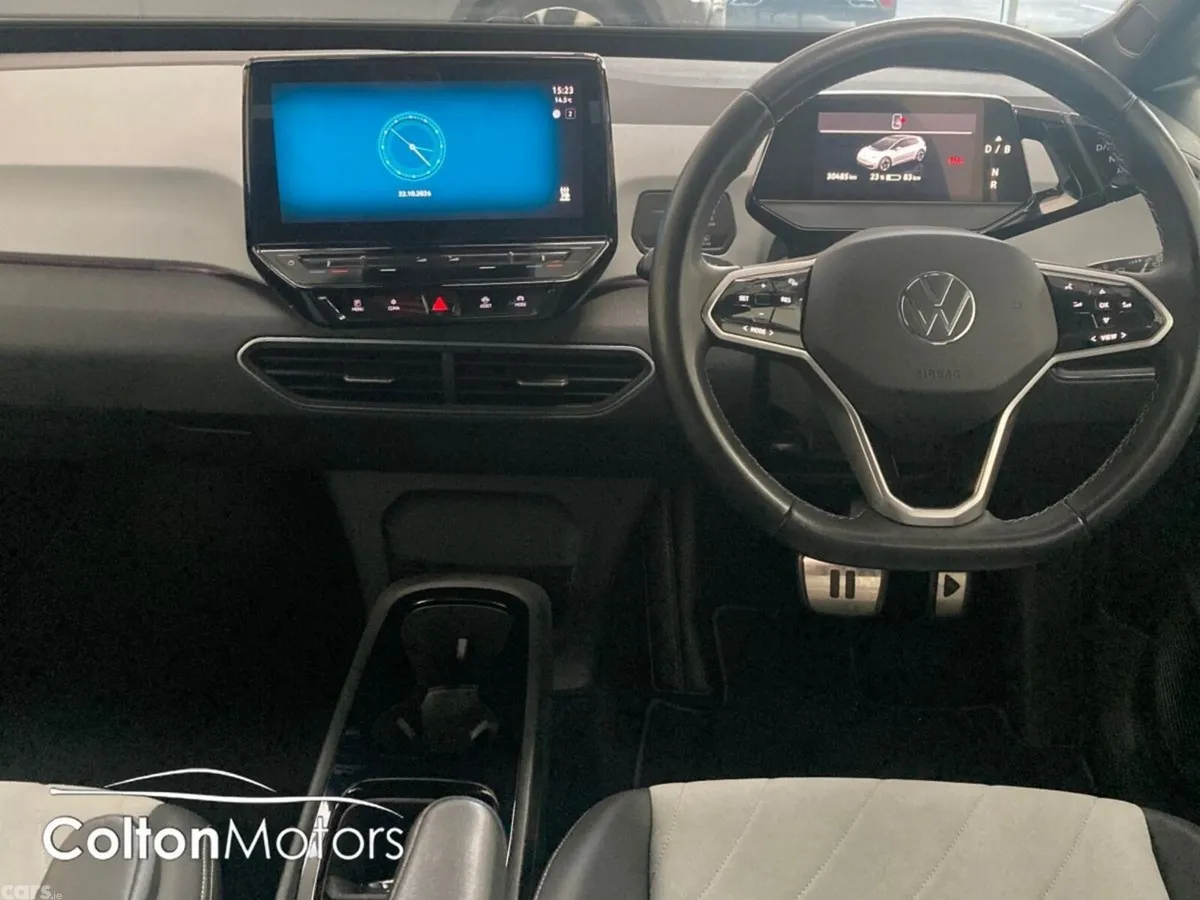Volkswagen ID.3 Hatchback, Electric, 2023, White