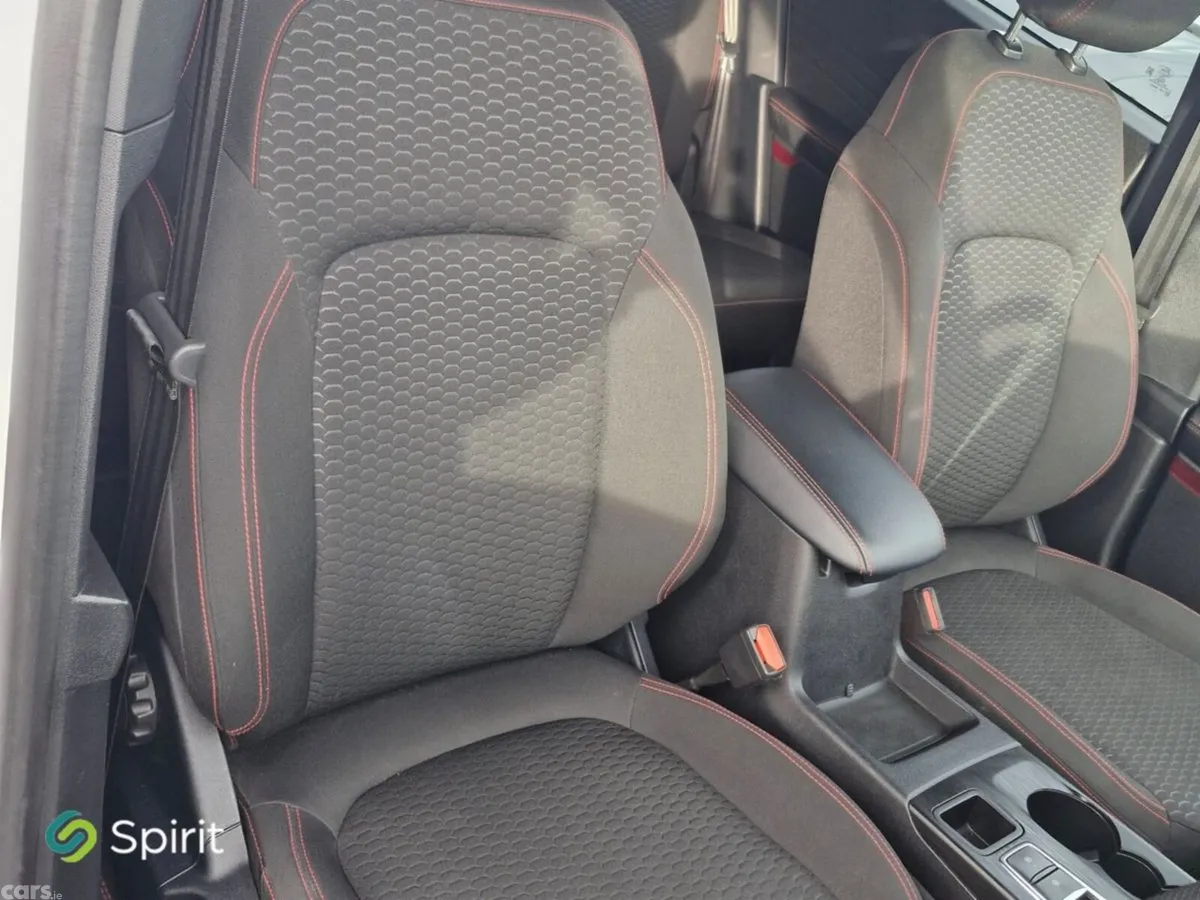 Ford Kuga SUV, Petrol Plug-in Hybrid, 2025, White