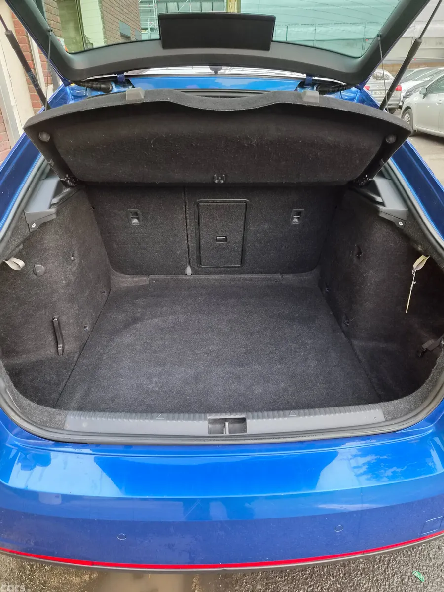 Skoda Octavia Hatchback, Diesel, 2016, Blue