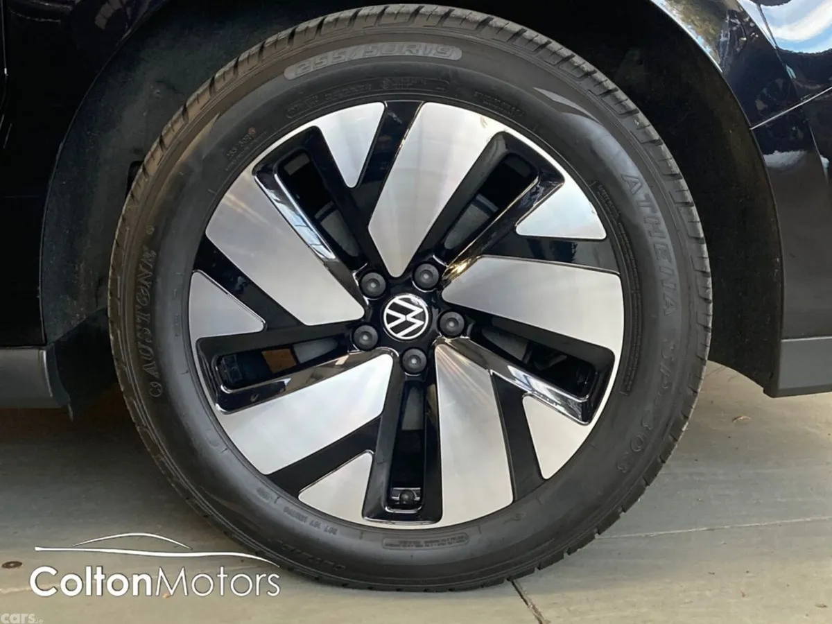 Volkswagen ID.Buzz Estate, Electric, 2023, Black