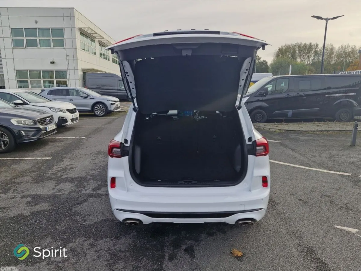 Ford Kuga SUV, Petrol Plug-in Hybrid, 2025, White