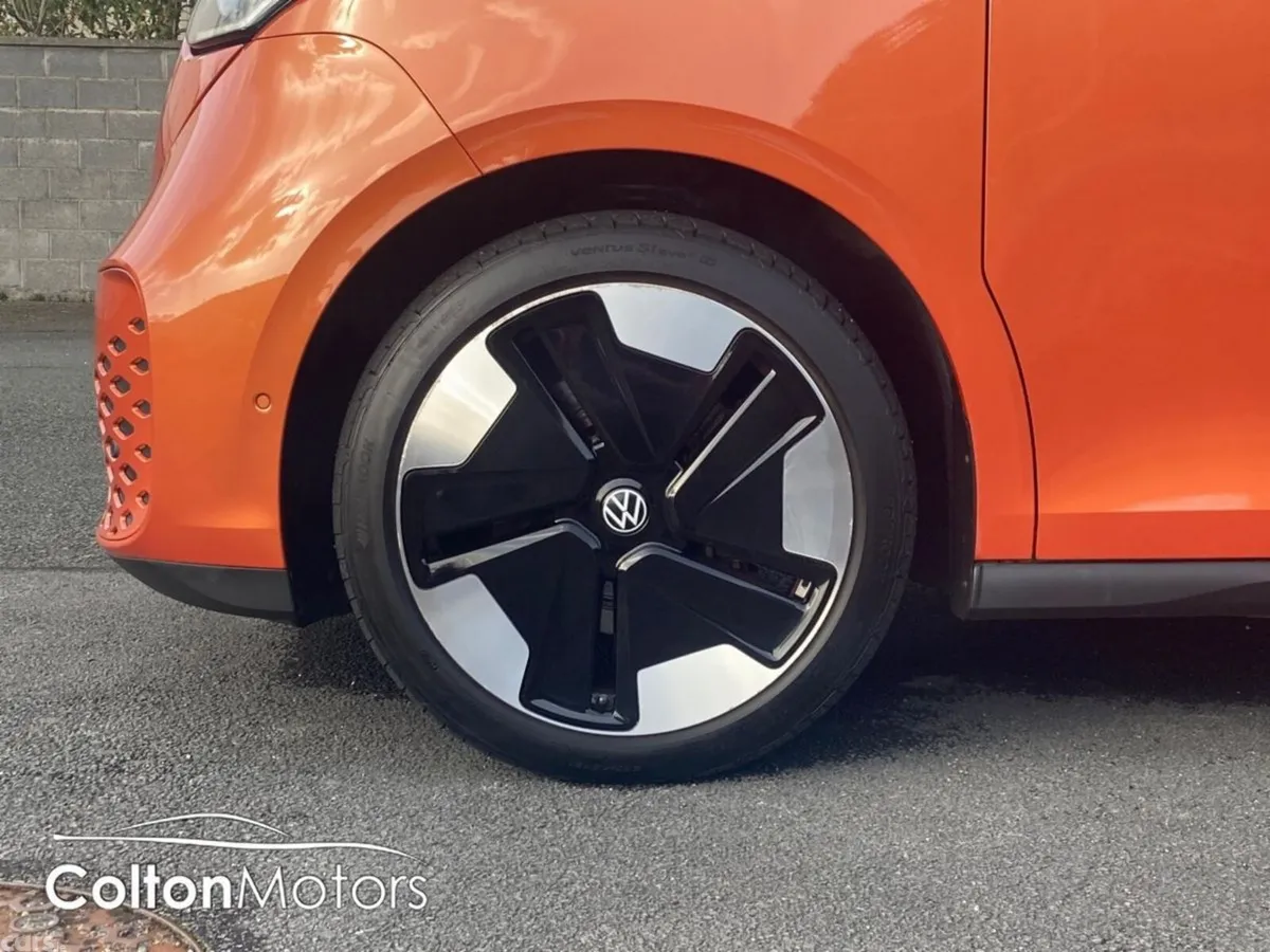 Volkswagen ID.Buzz MPV, Electric, 2023, Orange