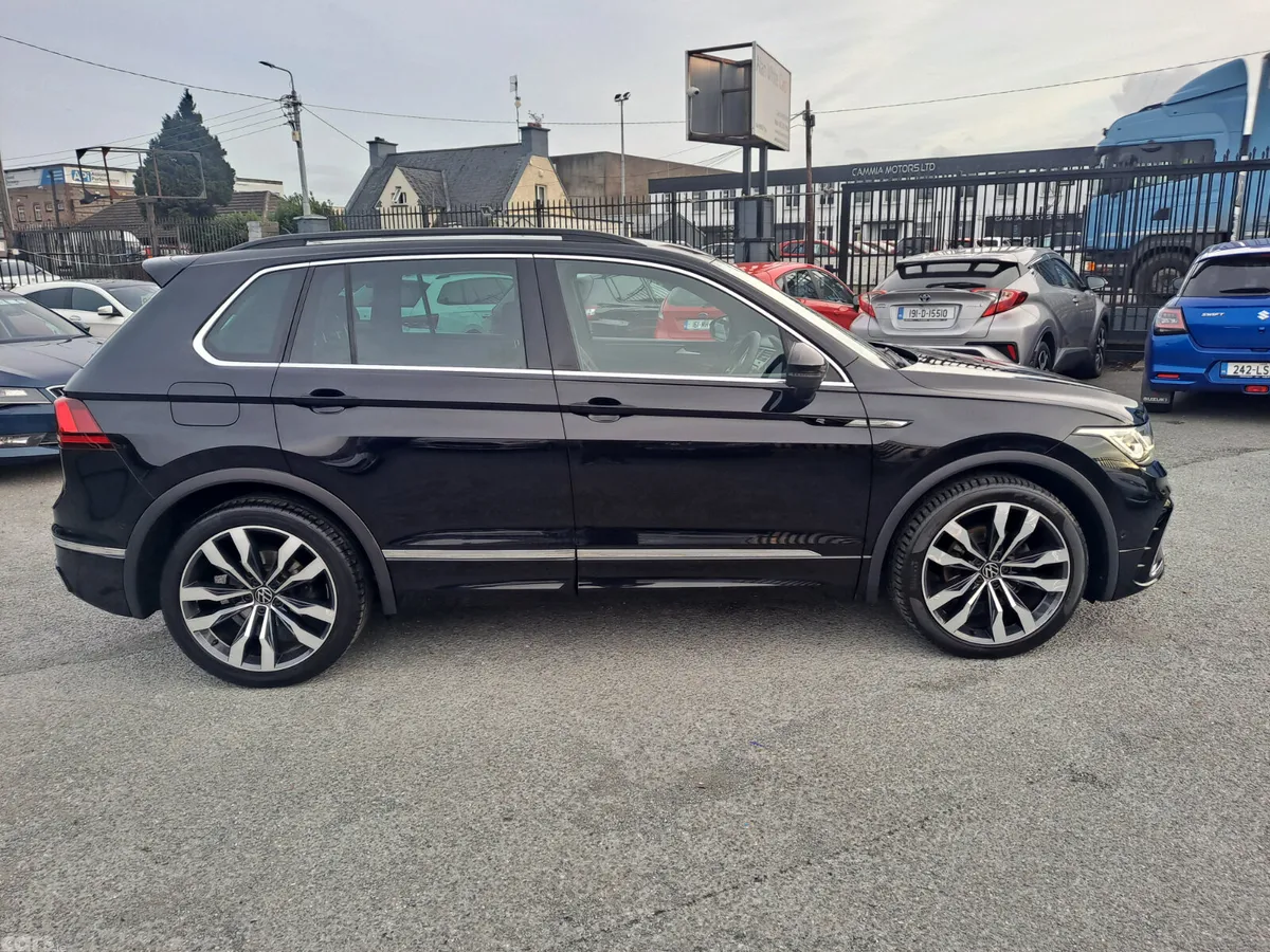 Volkswagen Tiguan SUV, Diesel, 2021, Black