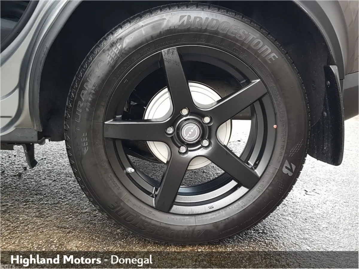 Nissan Juke SUV, Petrol, 2024, Grey