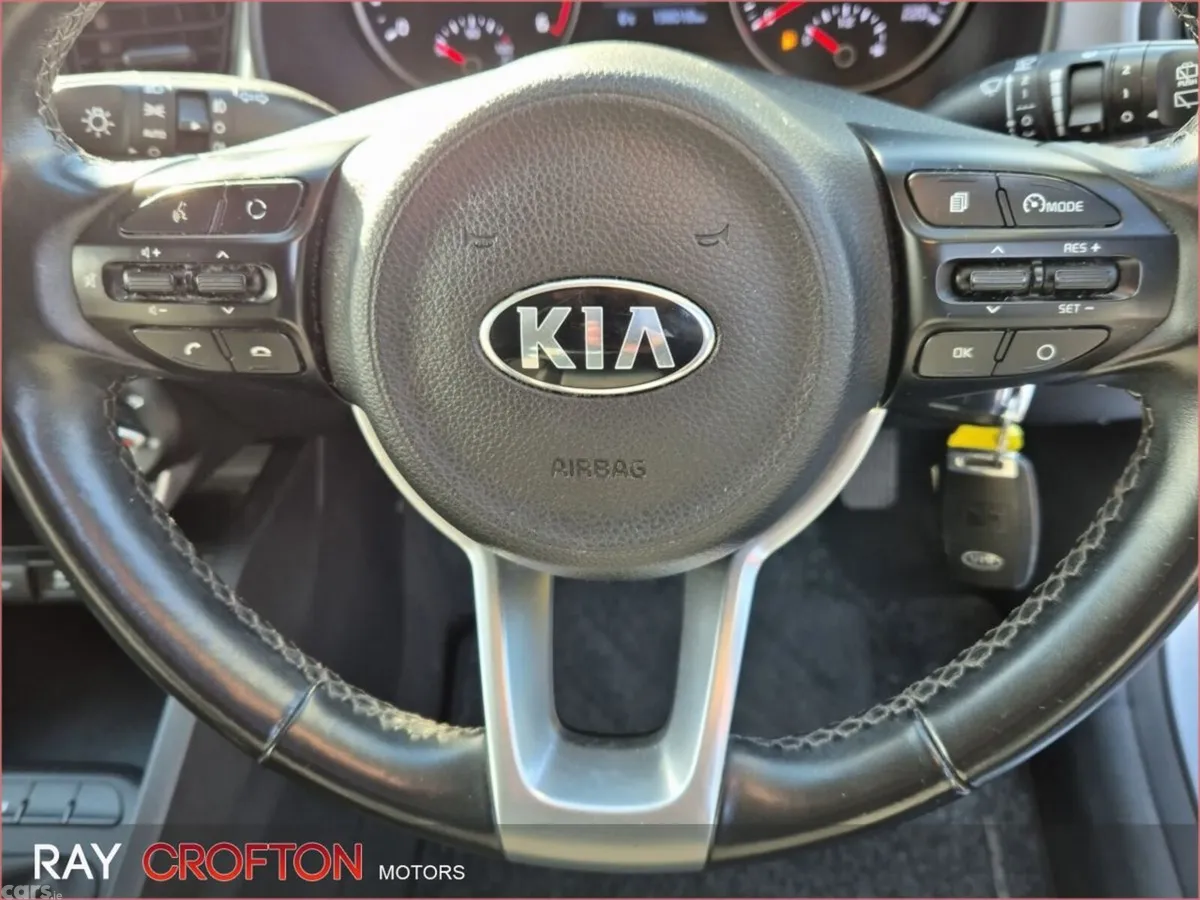 Kia Stonic Estate, Diesel, 2019, Grey
