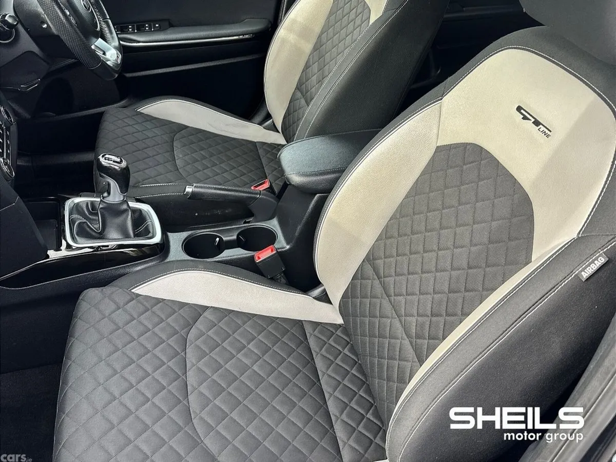 Kia Ceed Hatchback, Diesel, 2019, Black