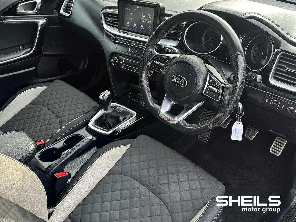 Kia Ceed Hatchback, Diesel, 2019, Black