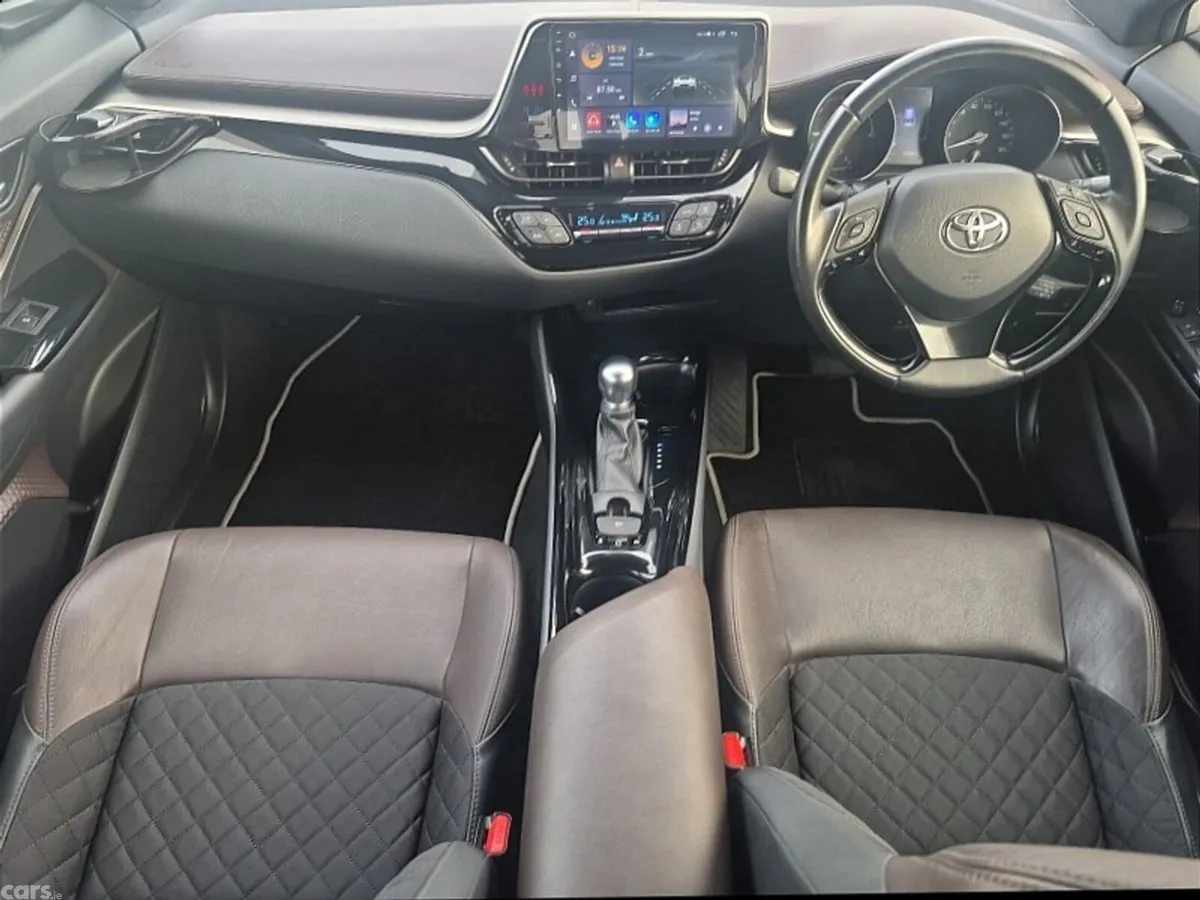 Toyota C-HR SUV, Petrol Hybrid, 2018, Grey