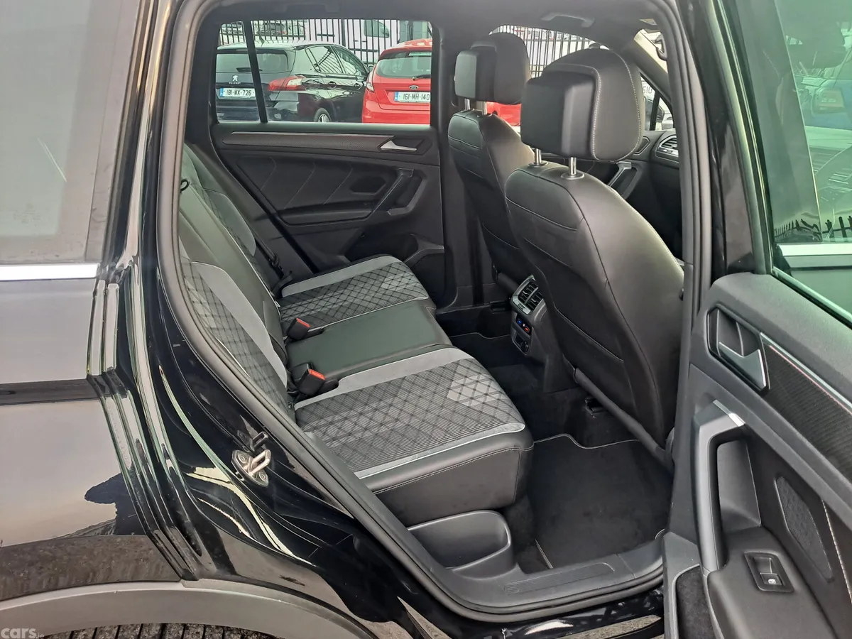 Volkswagen Tiguan SUV, Diesel, 2021, Black