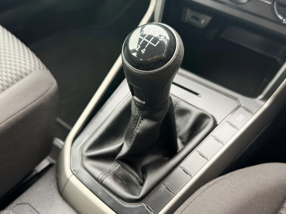 Volkswagen Polo Hatchback, Petrol, 2018, Grey