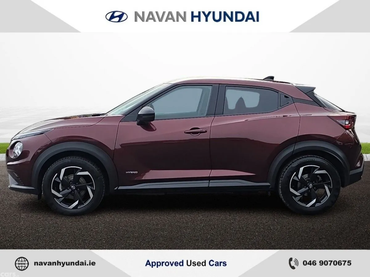 Nissan Juke SUV, Petrol Hybrid, 2023, Red