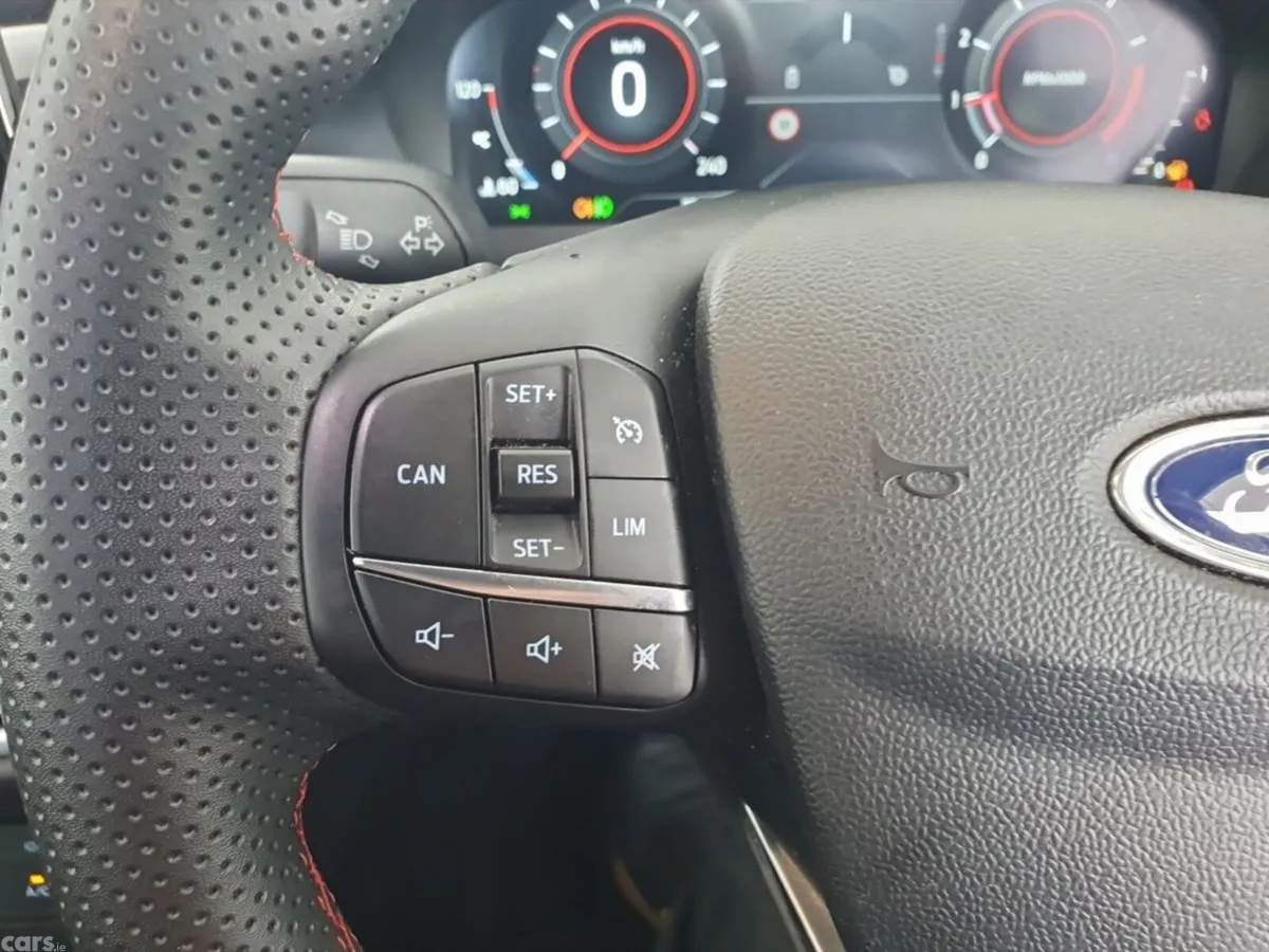 Ford Puma MPV, Petrol, 2023, White