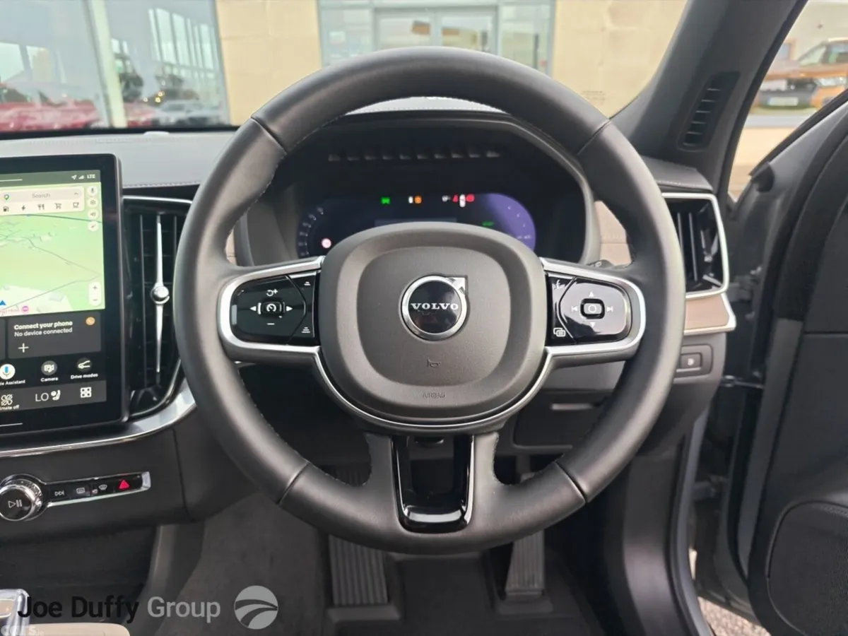 Volvo XC90 SUV, Petrol Plug-in Hybrid, 2025, Grey