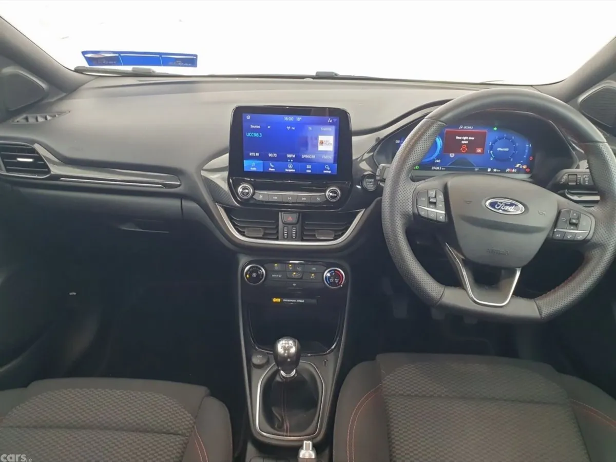 Ford Puma MPV, Petrol, 2023, White