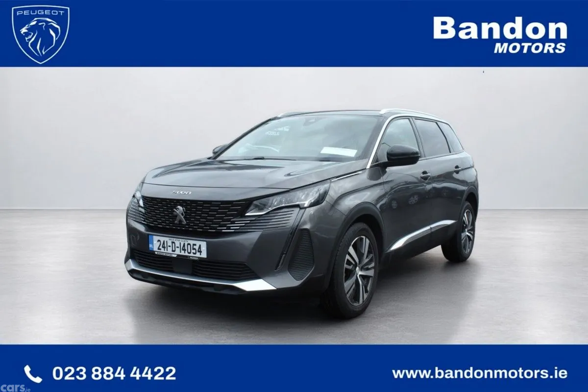 Peugeot 5008 MPV, Diesel, 2024, Grey