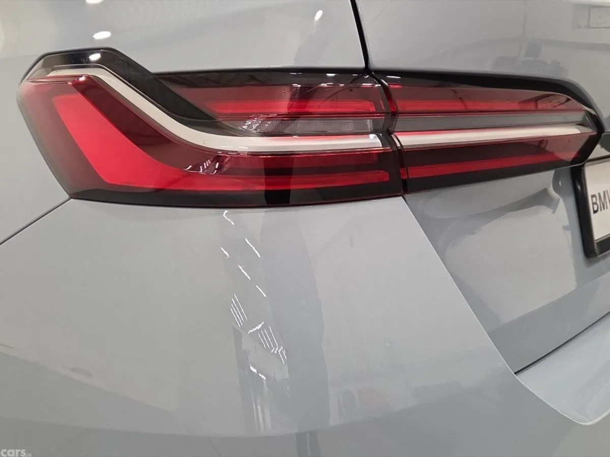 BMW 5-Series Estate, Petrol Plug-in Hybrid, 2026, Grey