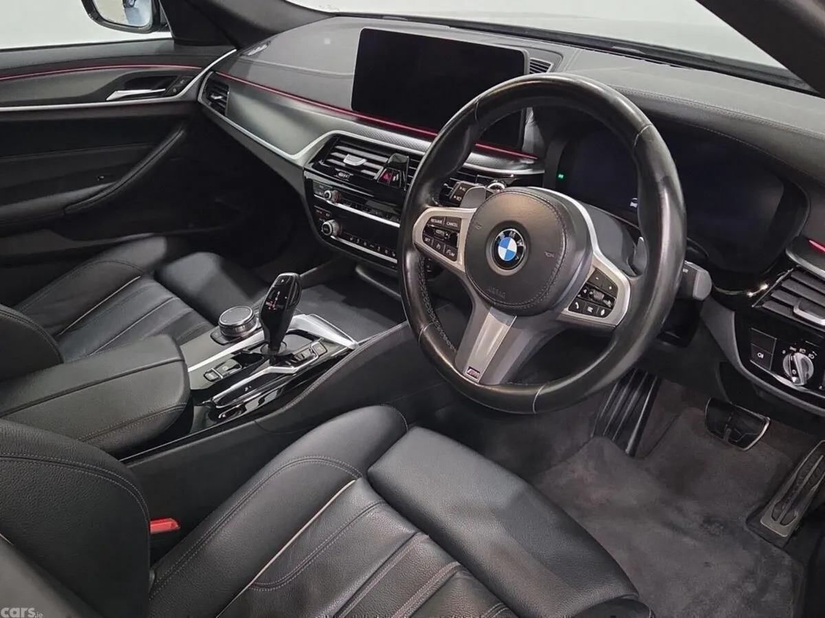 BMW 5-Series Saloon, Diesel Hybrid, 2023, Grey