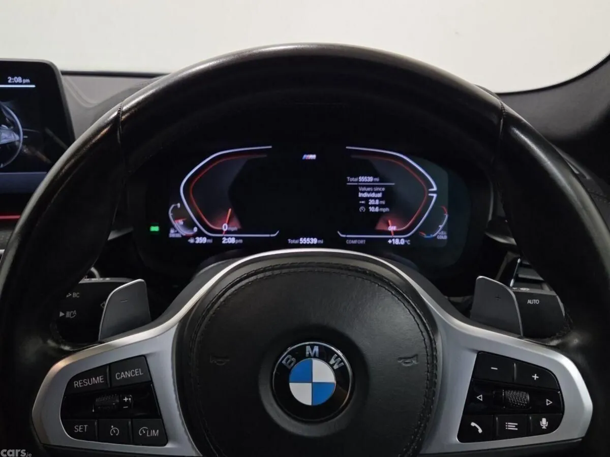 BMW 5-Series Saloon, Diesel Hybrid, 2023, Grey