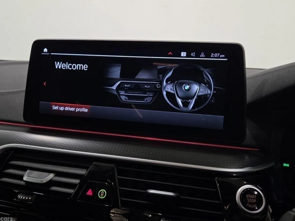BMW 5-Series Saloon, Diesel Hybrid, 2023, Grey
