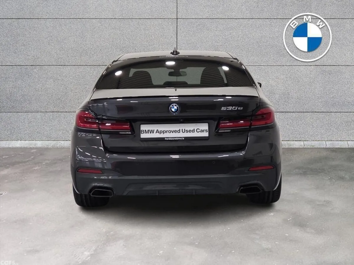 BMW 5-Series Saloon, Petrol Plug-in Hybrid, 2022, Grey