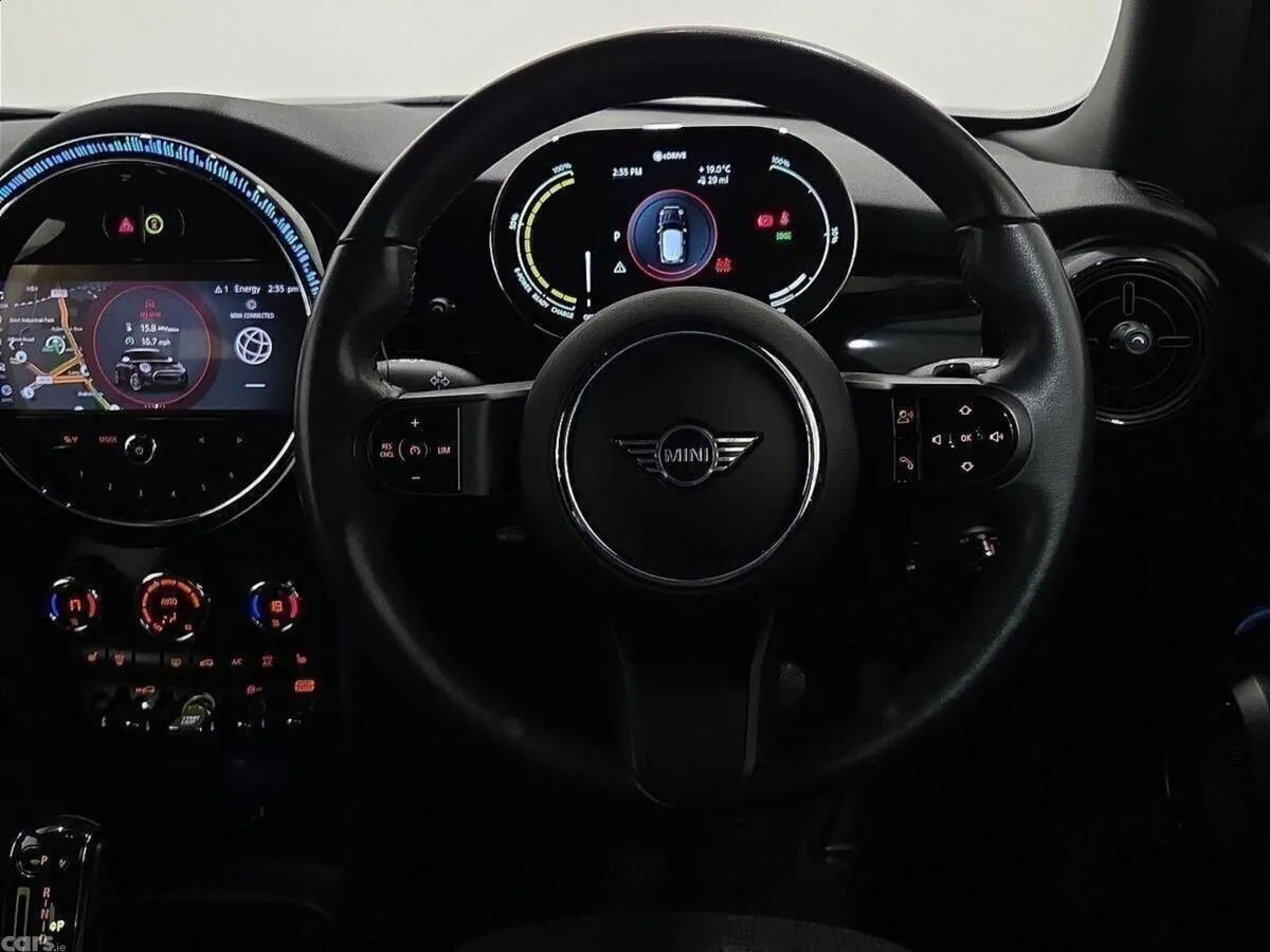 Mini Cooper Hatchback, Electric, 2023, Red