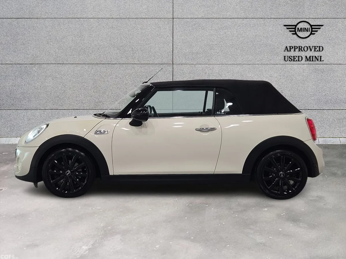 Mini Cooper Convertible, Petrol, 2016, White