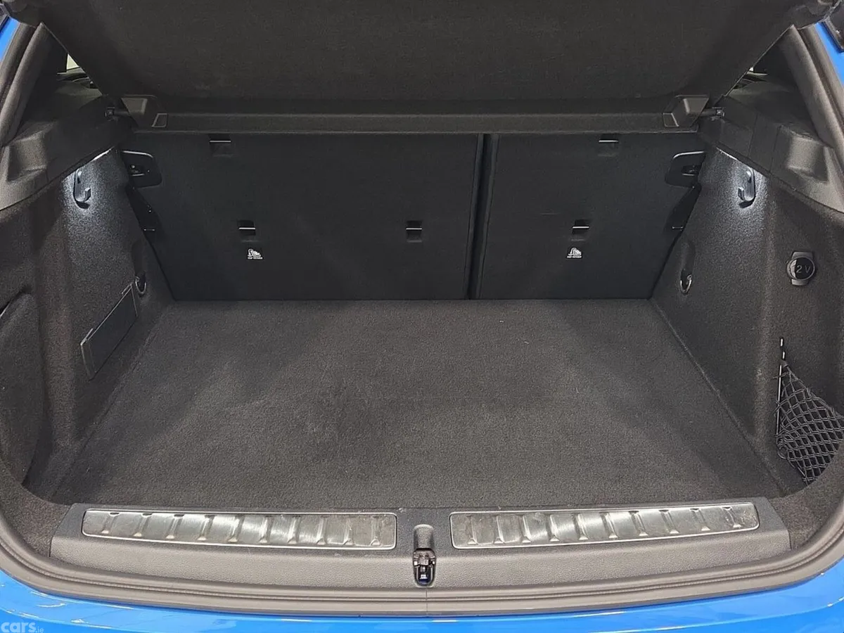 BMW 1-Series Hatchback, Petrol, 2021, Blue