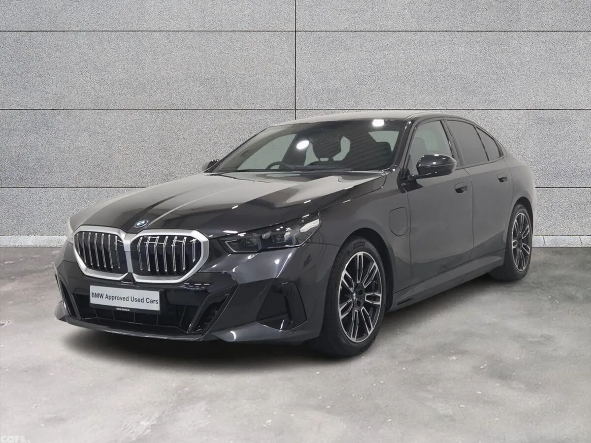 BMW 5-Series Saloon, Petrol Plug-in Hybrid, 2026, Grey