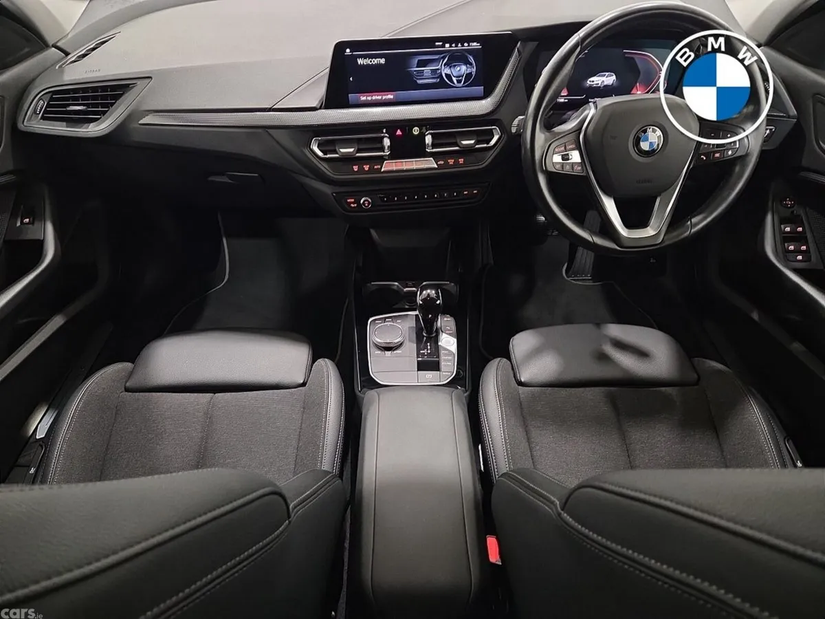 BMW 1-Series Hatchback, Diesel, 2022, White