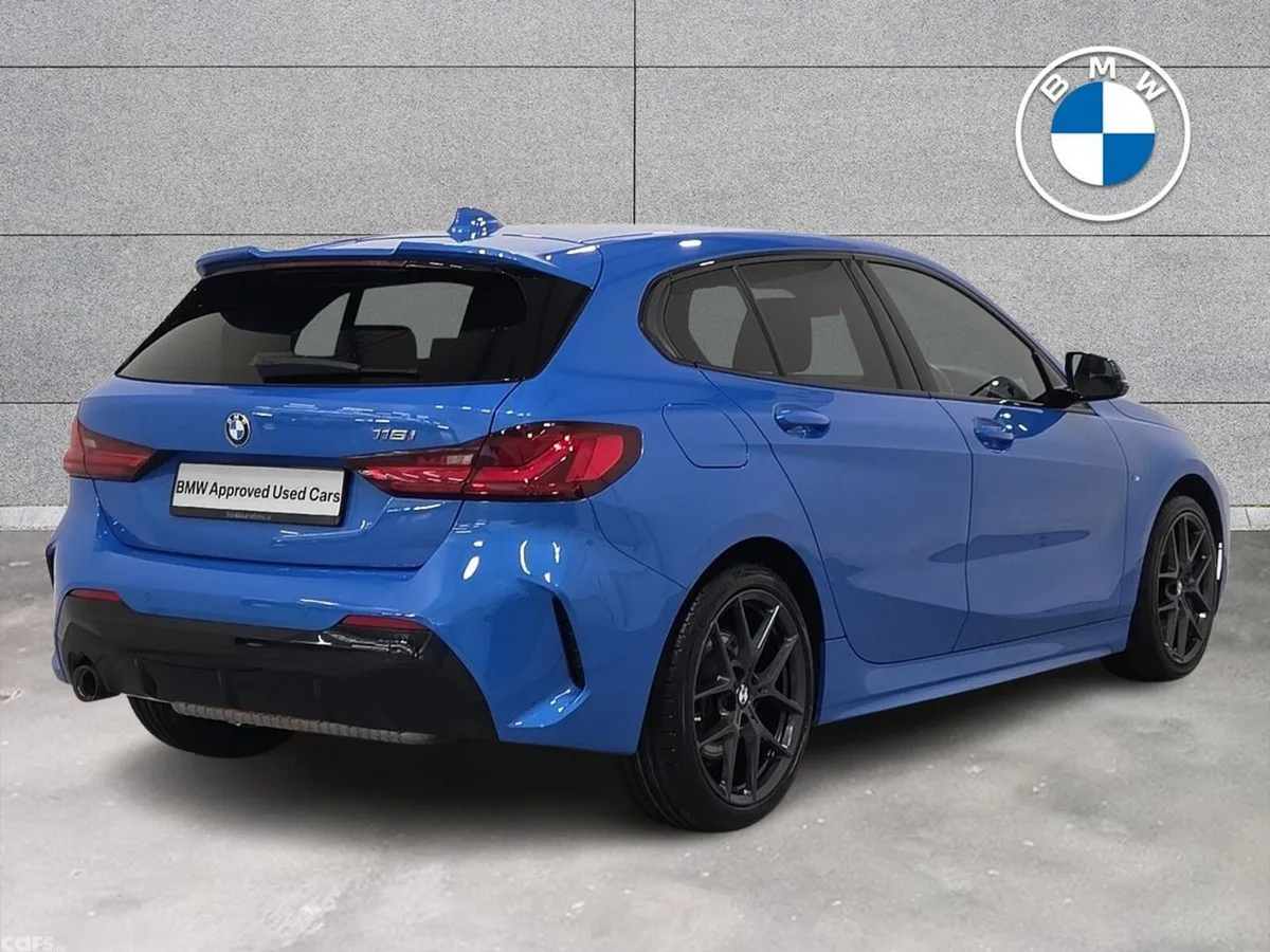BMW 1-Series Hatchback, Petrol, 2021, Blue