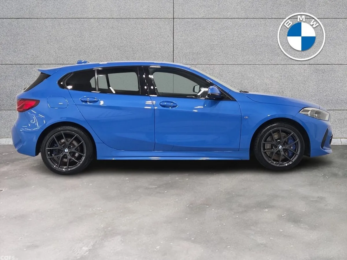 BMW 1-Series Hatchback, Petrol, 2021, Blue