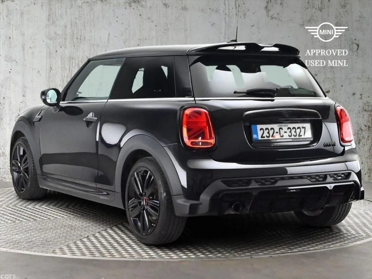 Mini Cooper Hatchback, Petrol, 2023, Black