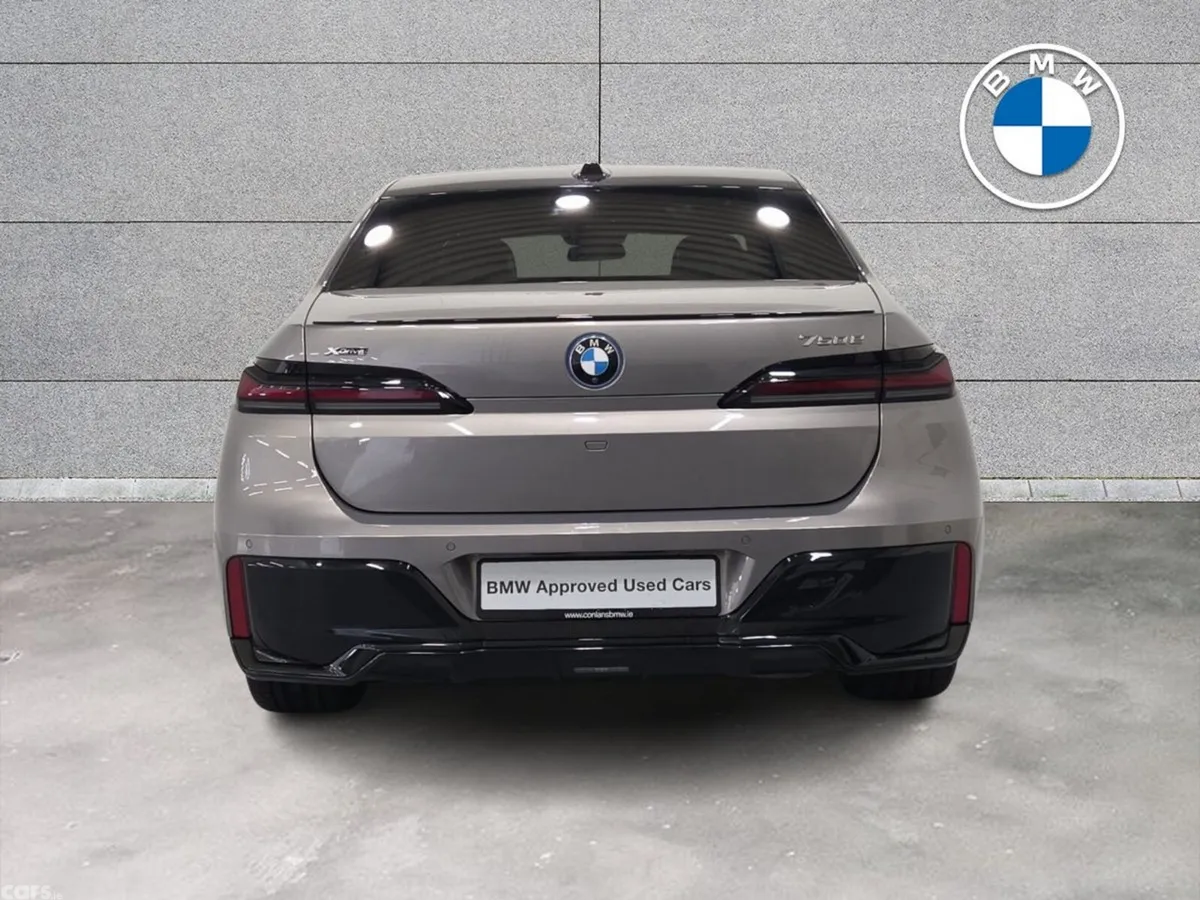 BMW 7-Series Saloon, Petrol Plug-in Hybrid, 2023, Grey