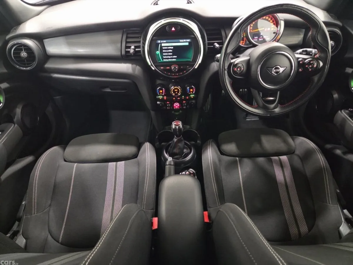 Mini Cooper Hatchback, Petrol, 2020, Black