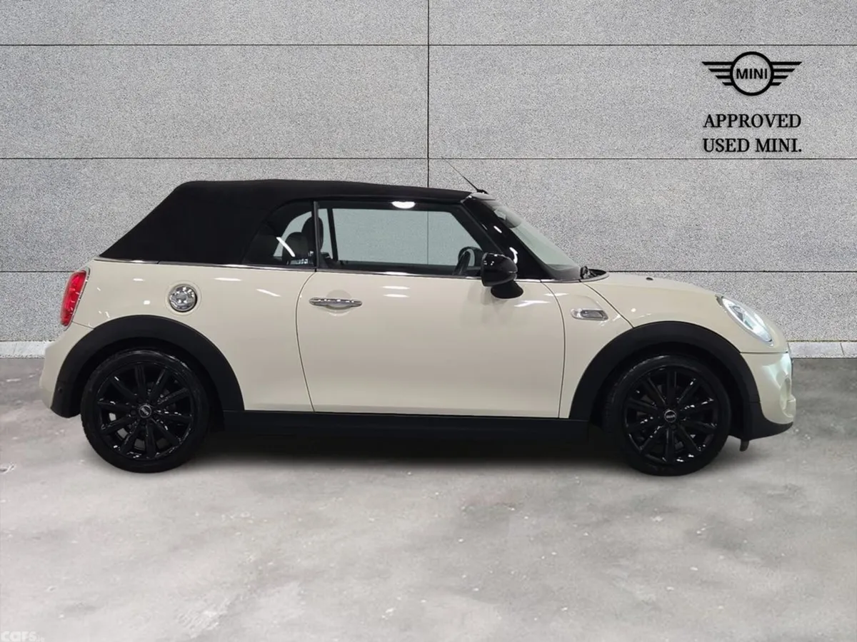 Mini Cooper Convertible, Petrol, 2016, White