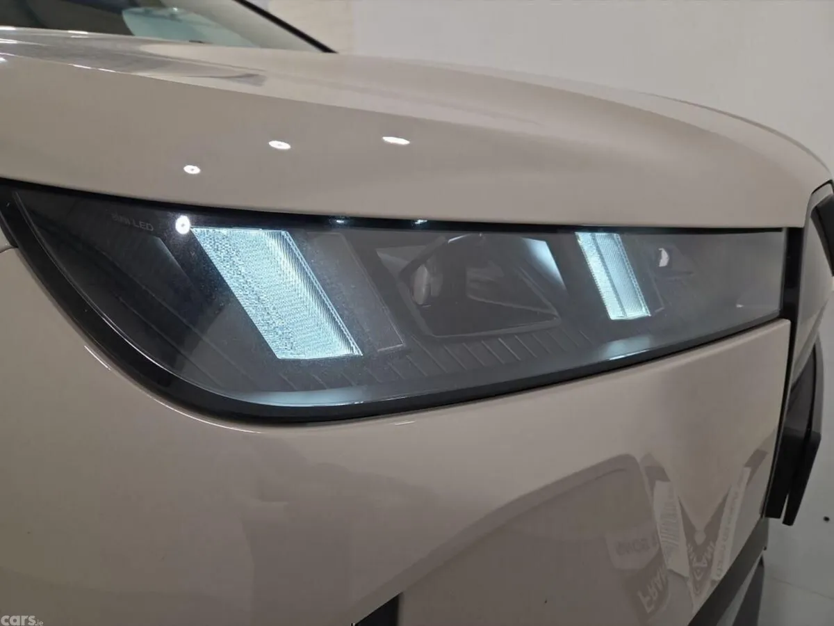 BMW iX SUV, Electric, 2026, Grey
